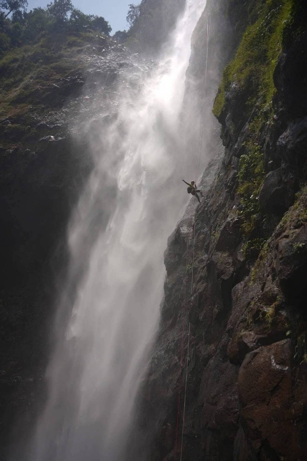 โรยตัวตาดคต สปป.ลาว 3 วัน 2 คืน | เข้าป่ากับวุ้นเส้น